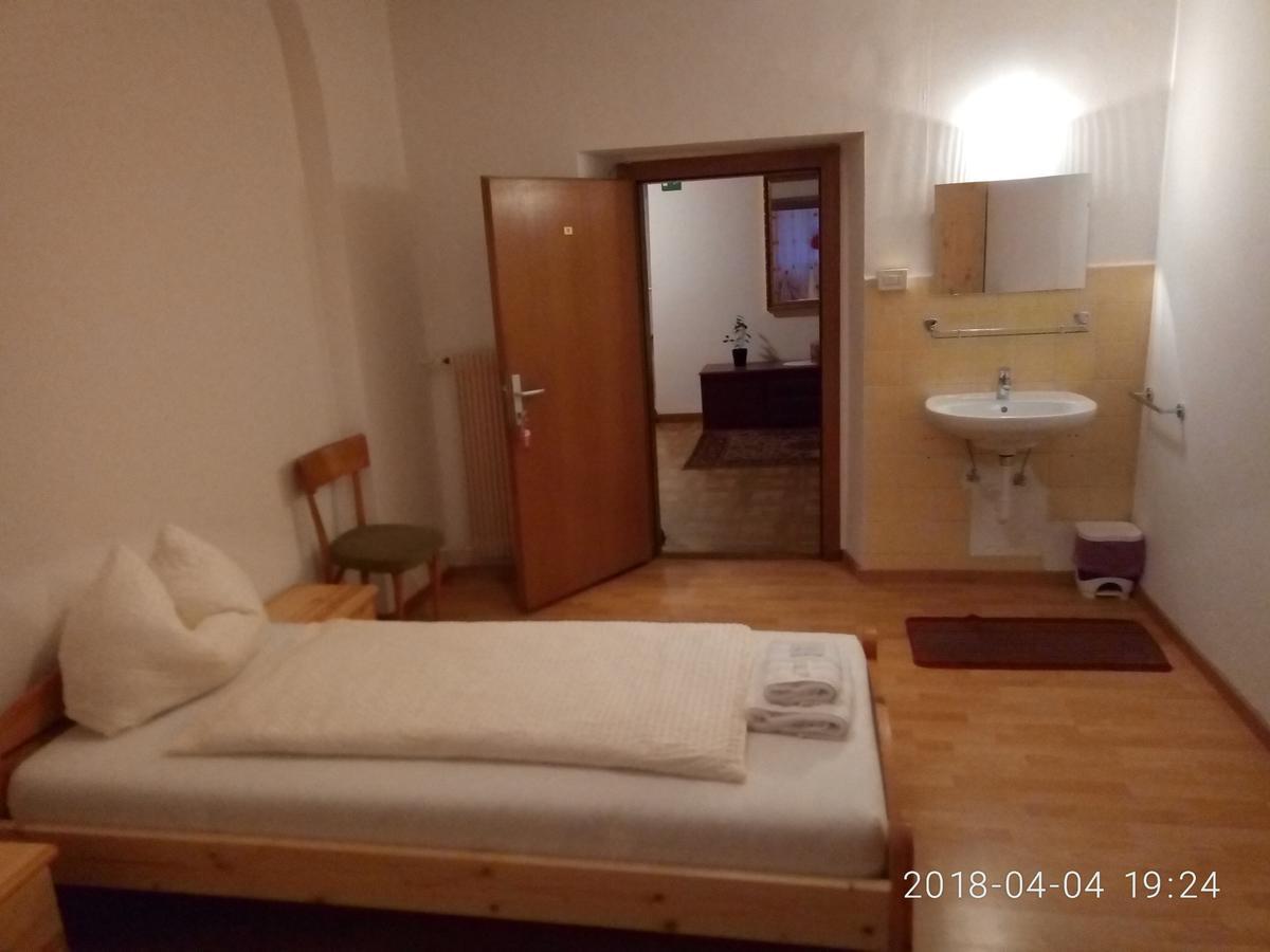 Gasthof Mondschein * Merano