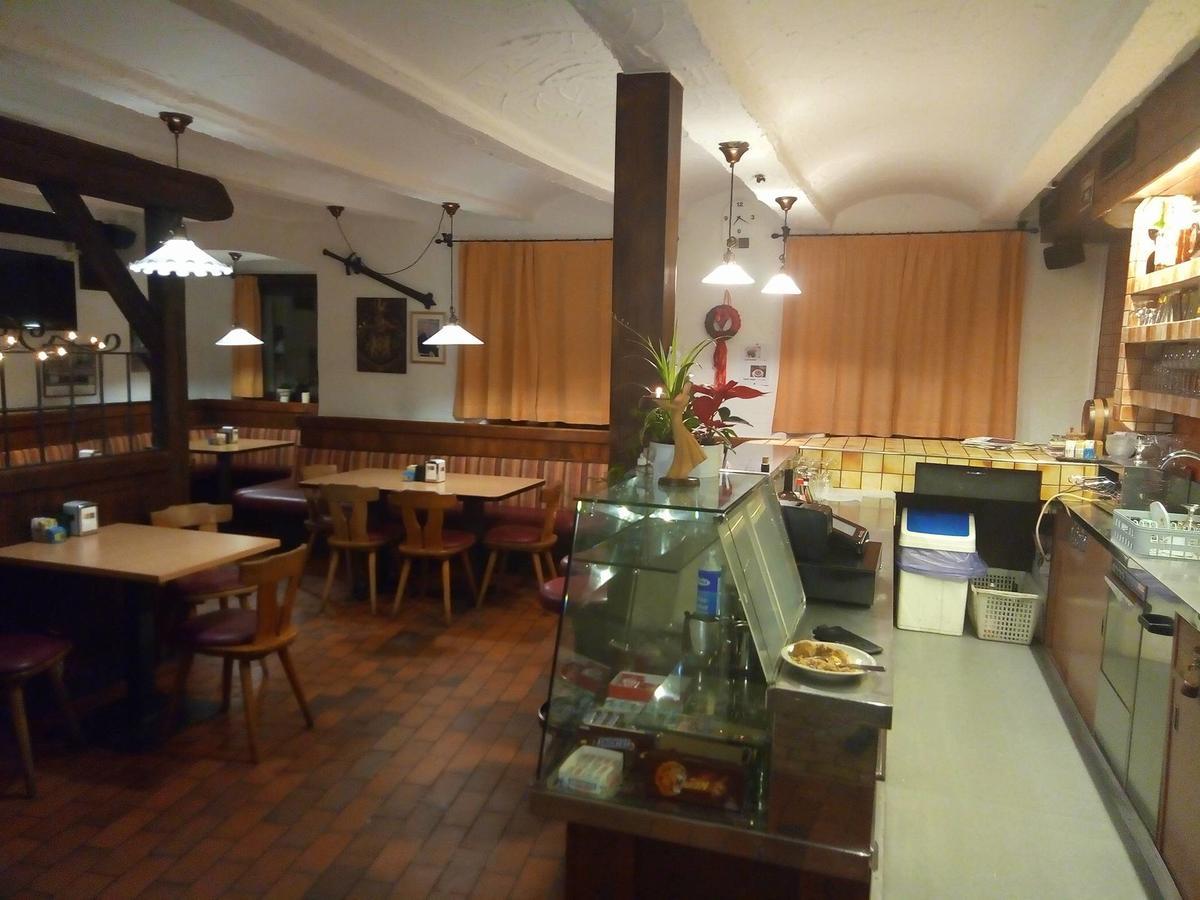 Gasthof Mondschein Guest house Merano